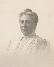 Mary Lee Ware. Photo dated 1907. Rakow Research Library, The Corning Museum of Glass.