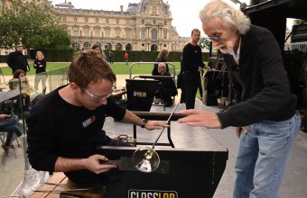 Designer Wendell Castle in a GlassLab design session in Paris, 2013. Photo credit Diedi von Schaewen.